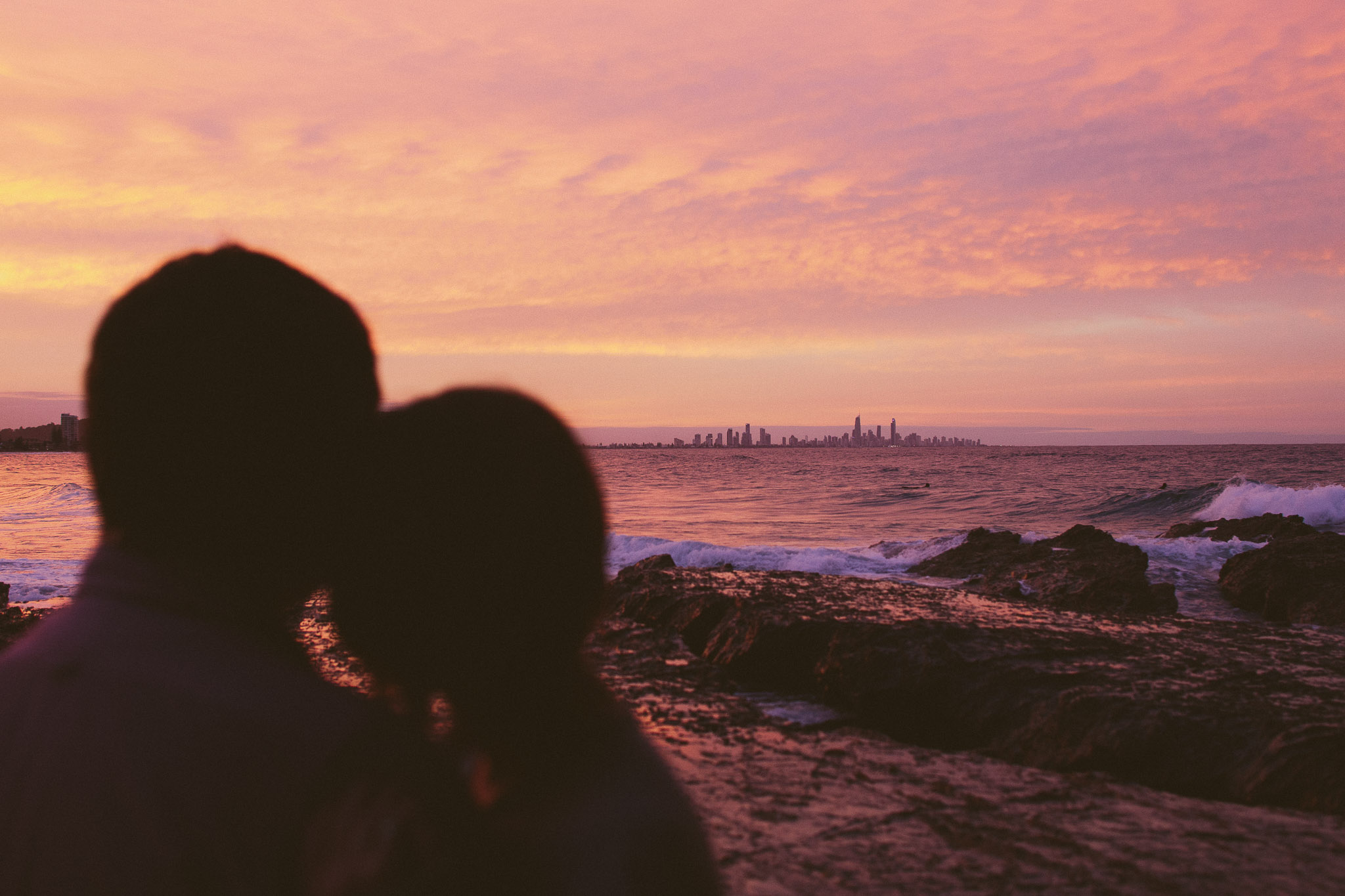 couple surfer's paradise sunset view photo session 