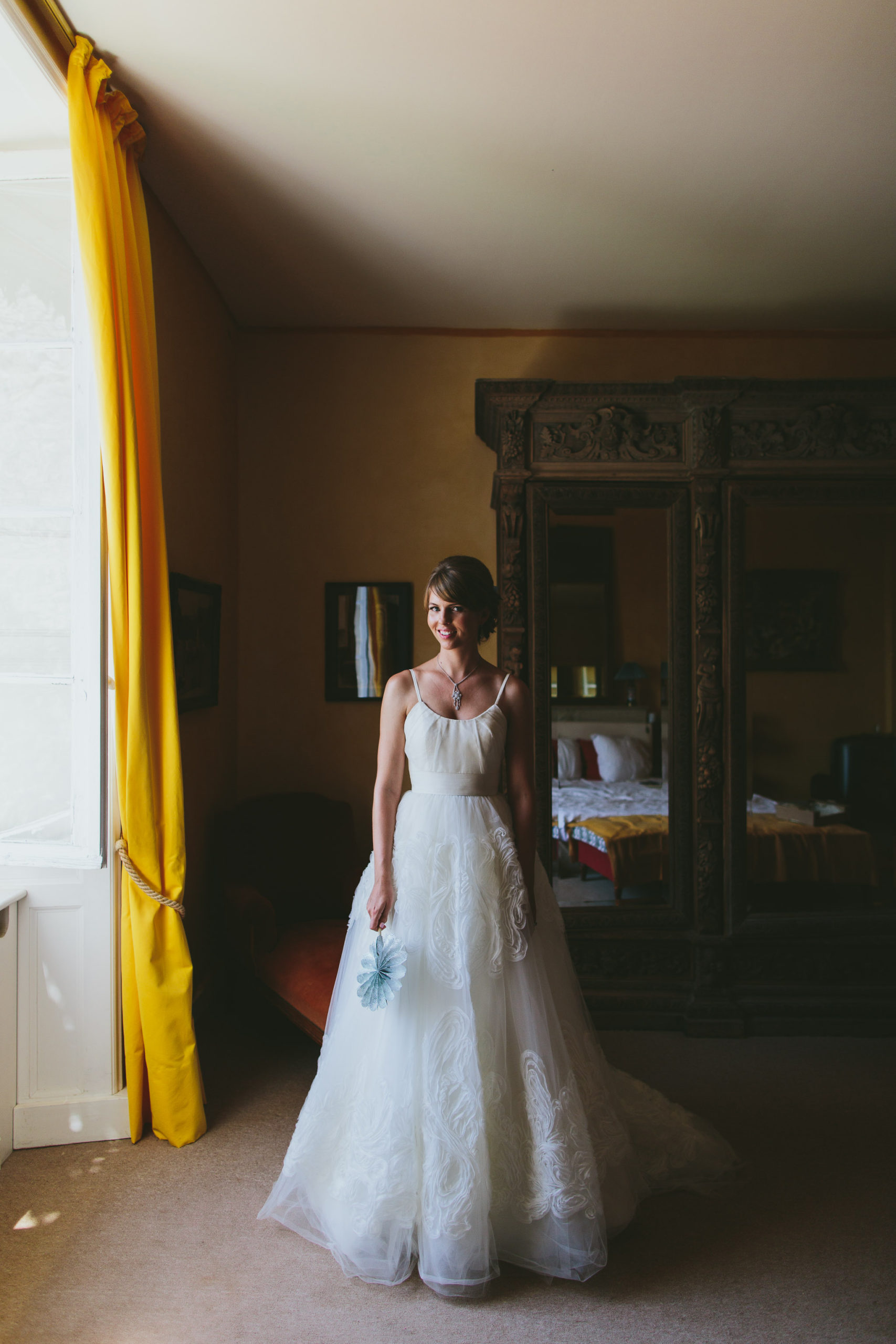 French professional wedding photographer stunning bride