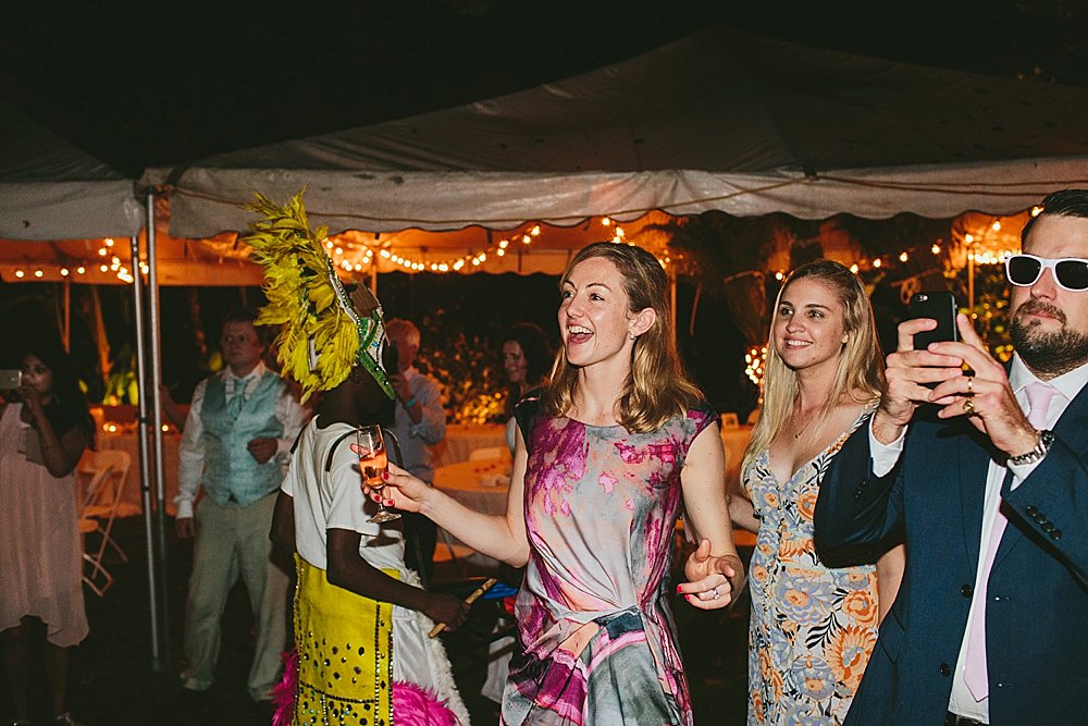Bahamian wedding party fun