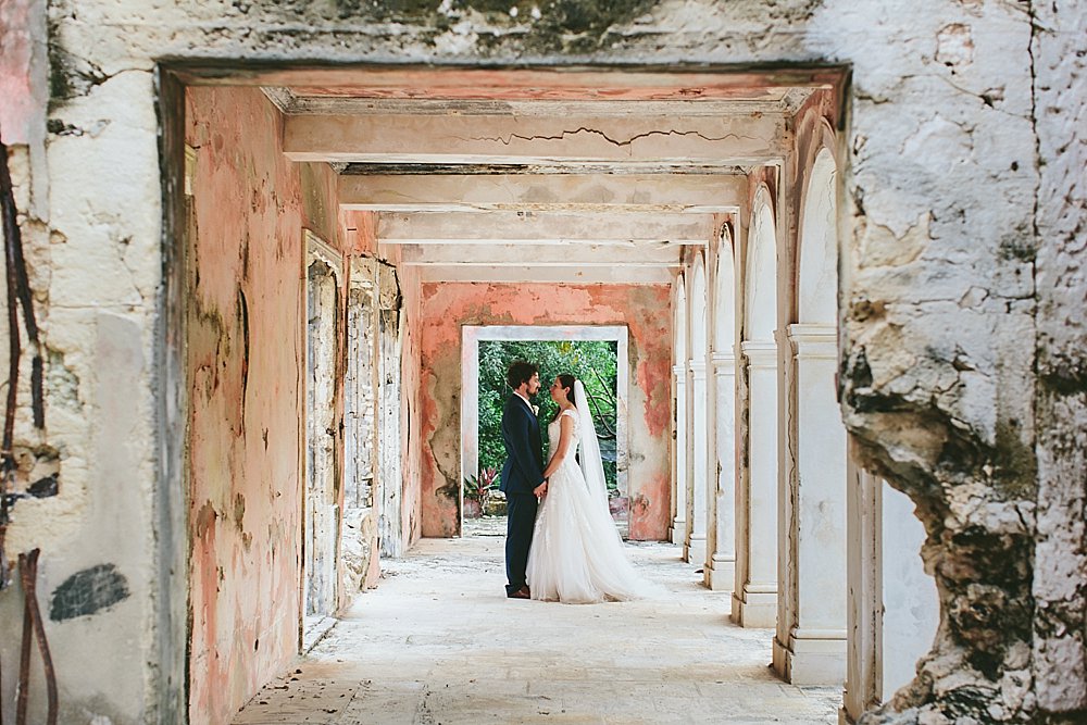 Bahamian wedding bride and groom photoshoot