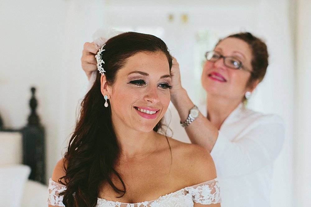 Bahamian bride and bridesmaids wedding veil