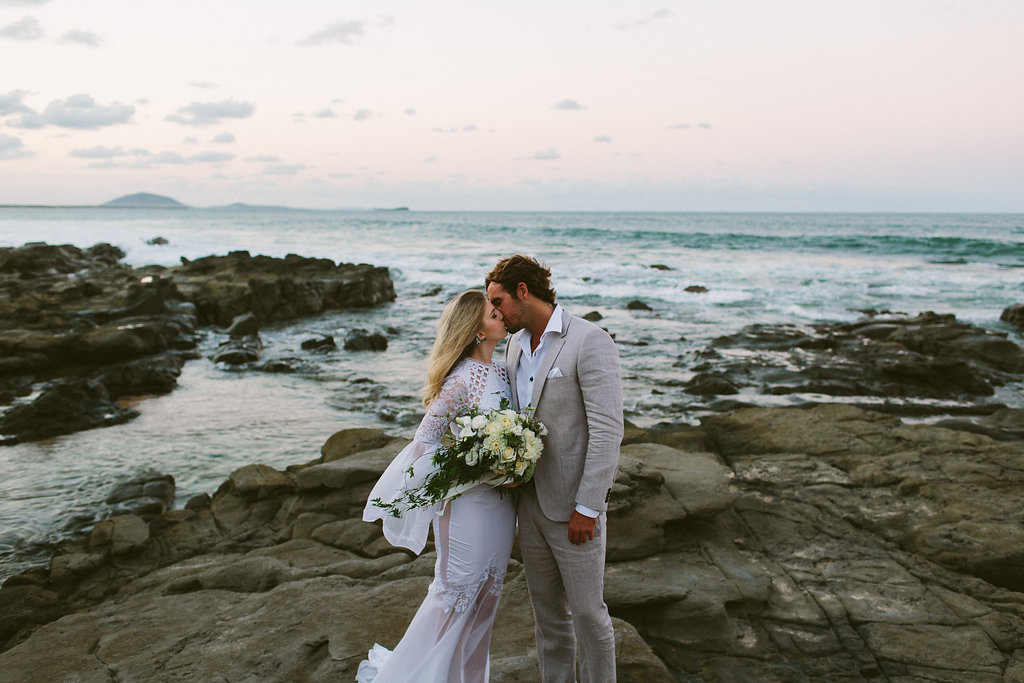 bohémien wedding sunset kiss