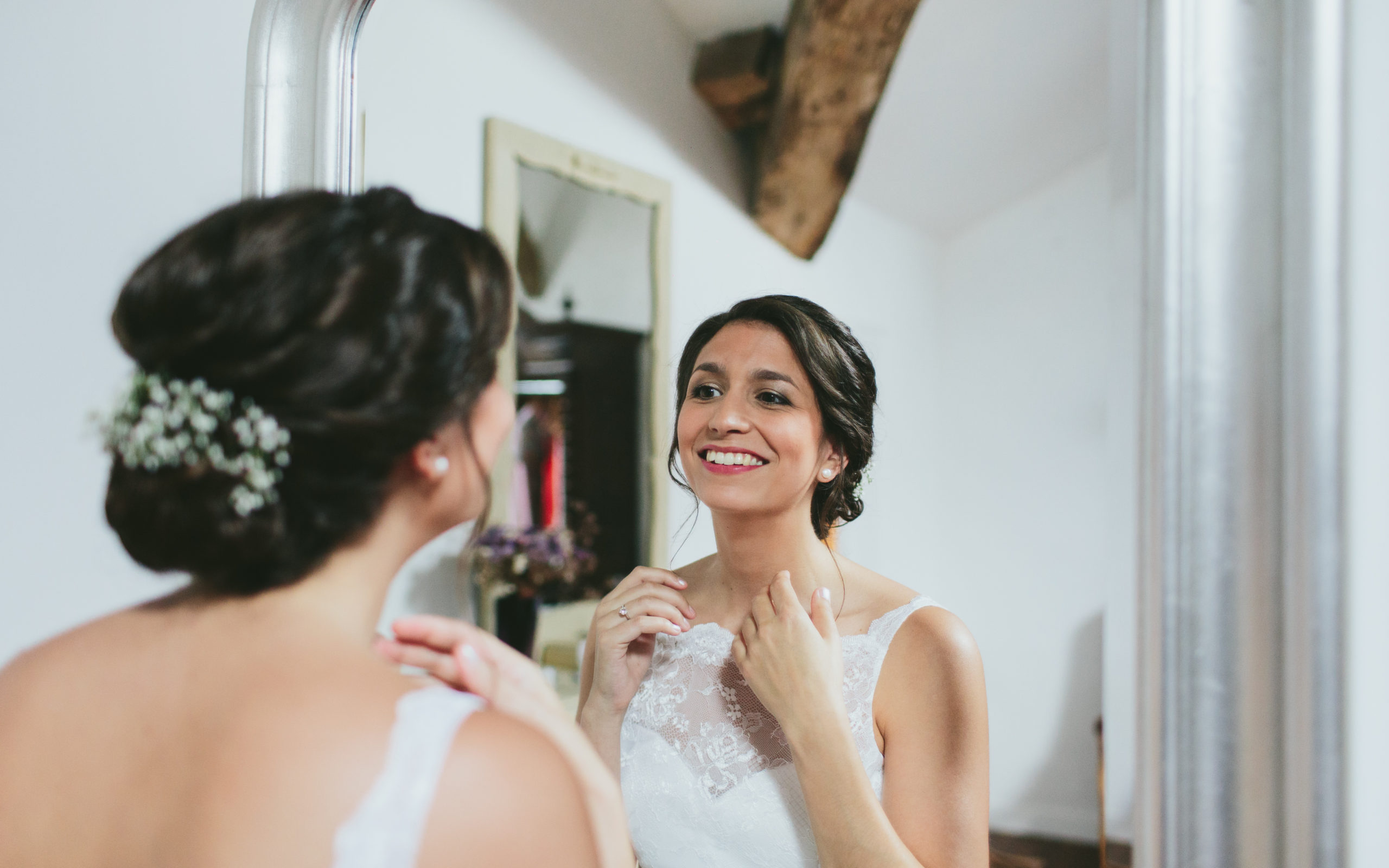 Lot-et-Garonne wedding smiling bride 