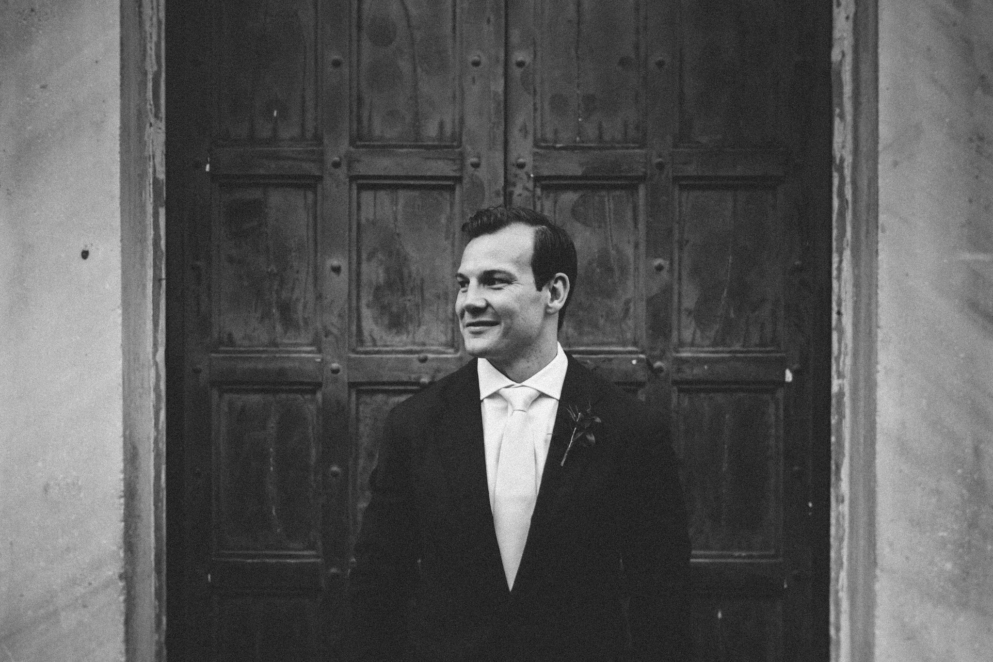 Portrait photoshoot Groom Italy 