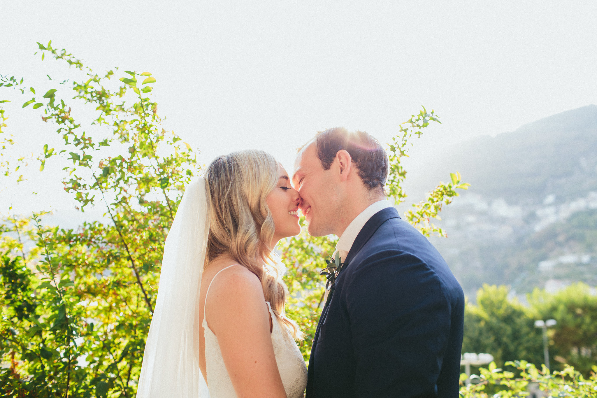 Kiss bride and groom Italy wedding