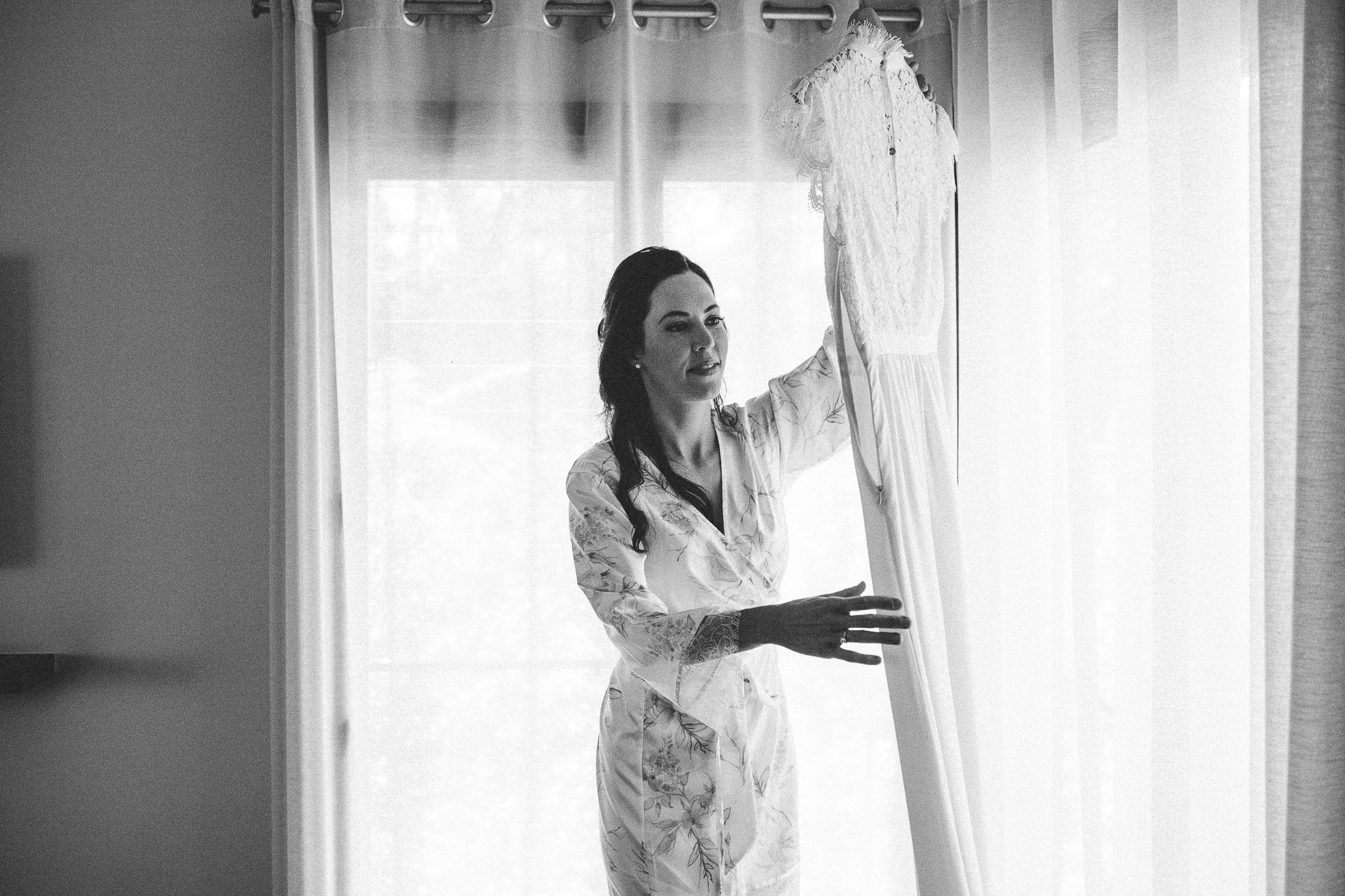 Sunshine Coast Australia Wedding bride and her wedding dress