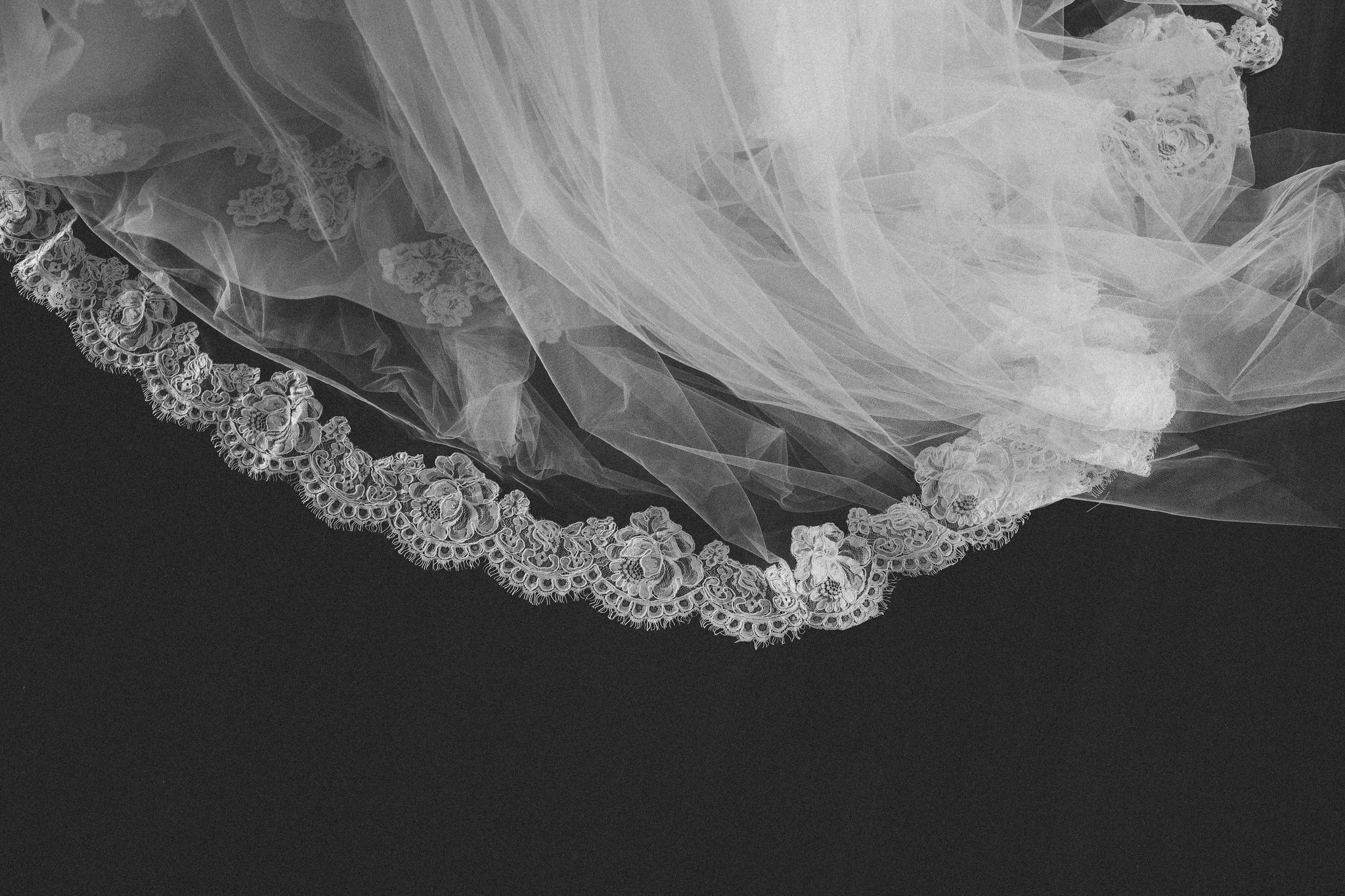 wedding dress details 
