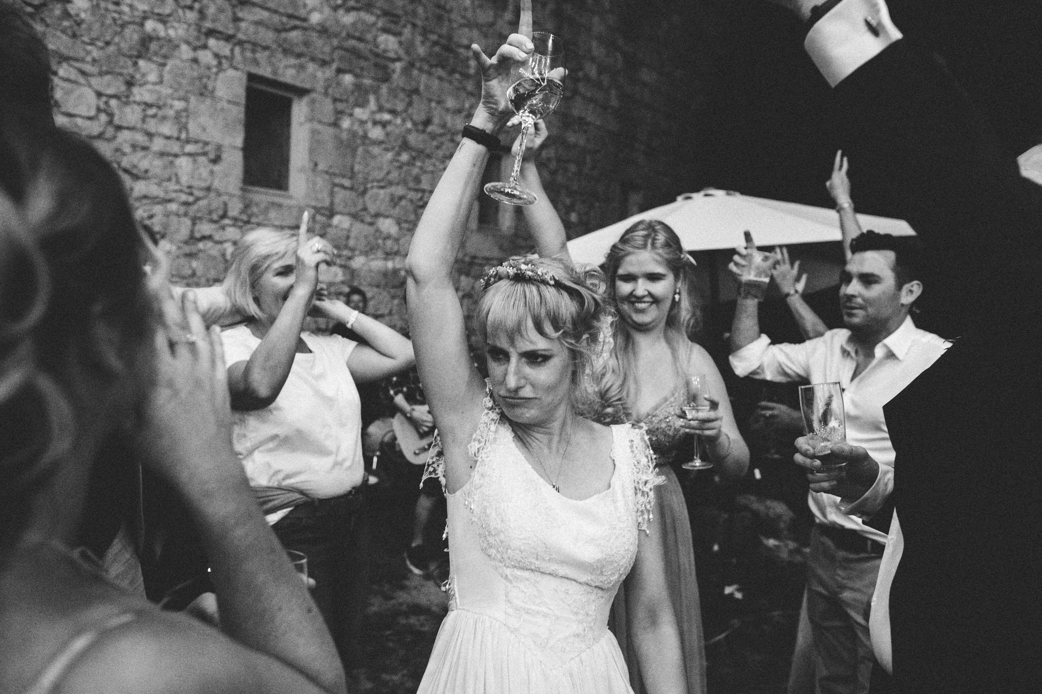 bride party time french wedding