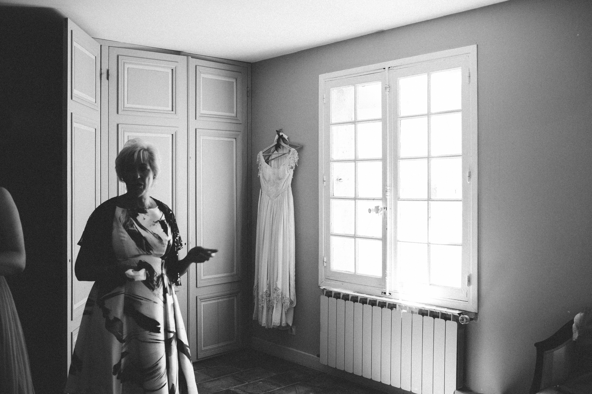 brides dress french wedding