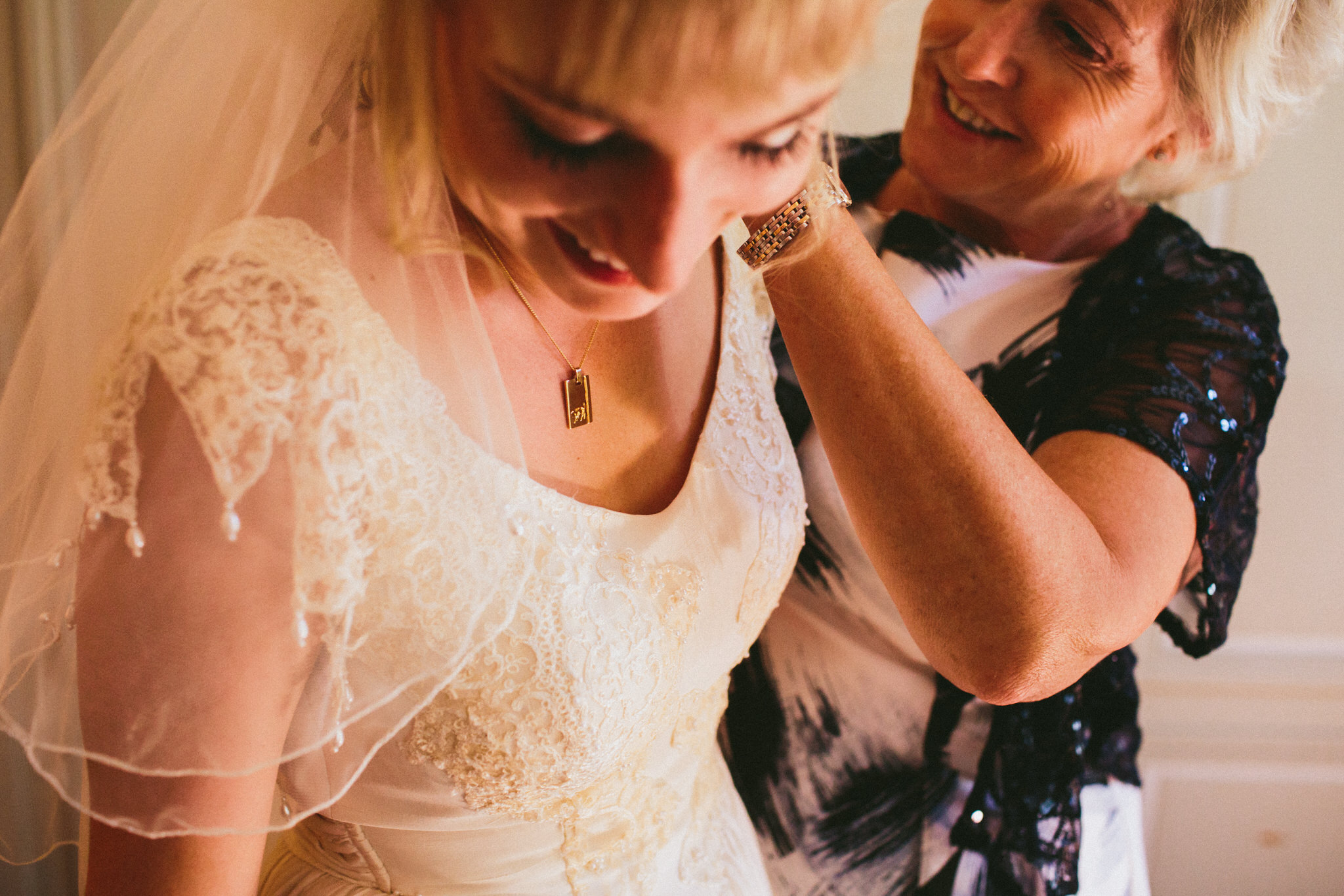 brides and mother of the bride neckless french wedding
