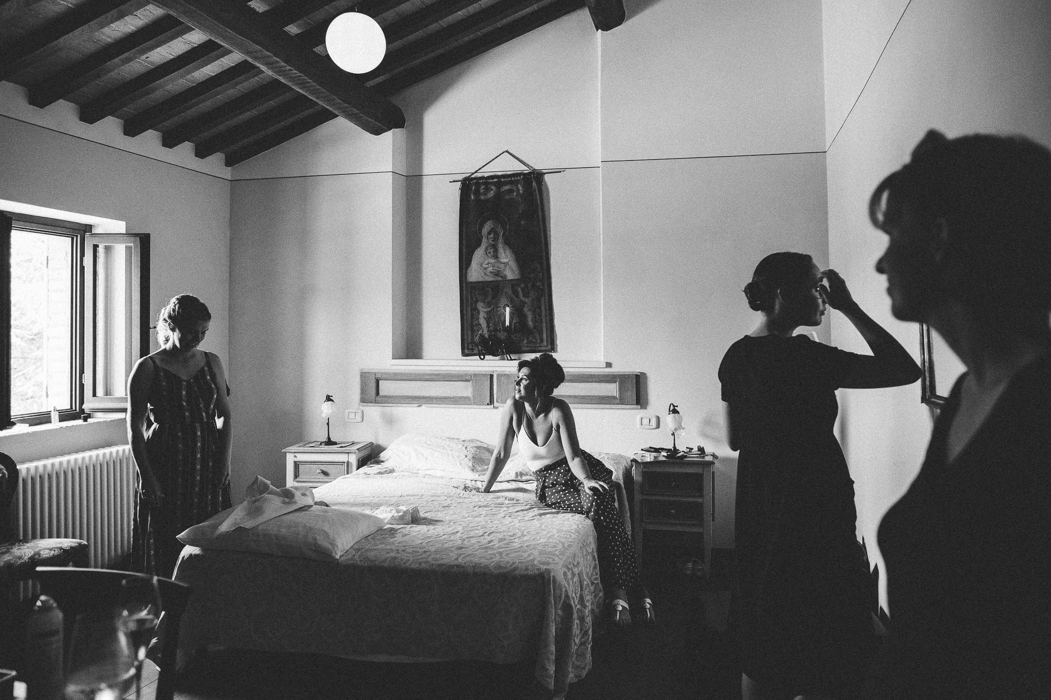 Perugia Italy wedding bride and bridesmaids