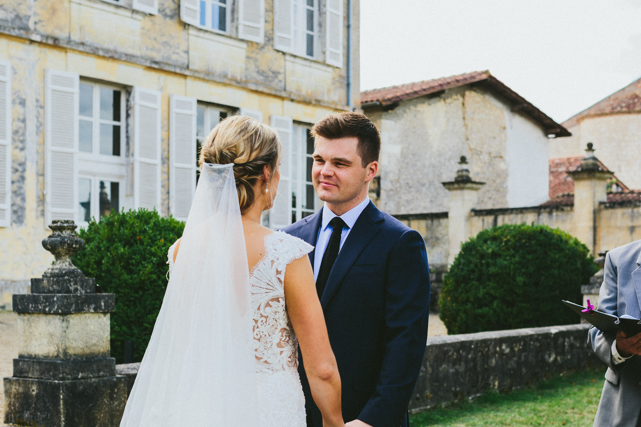 wedding ceremony groom