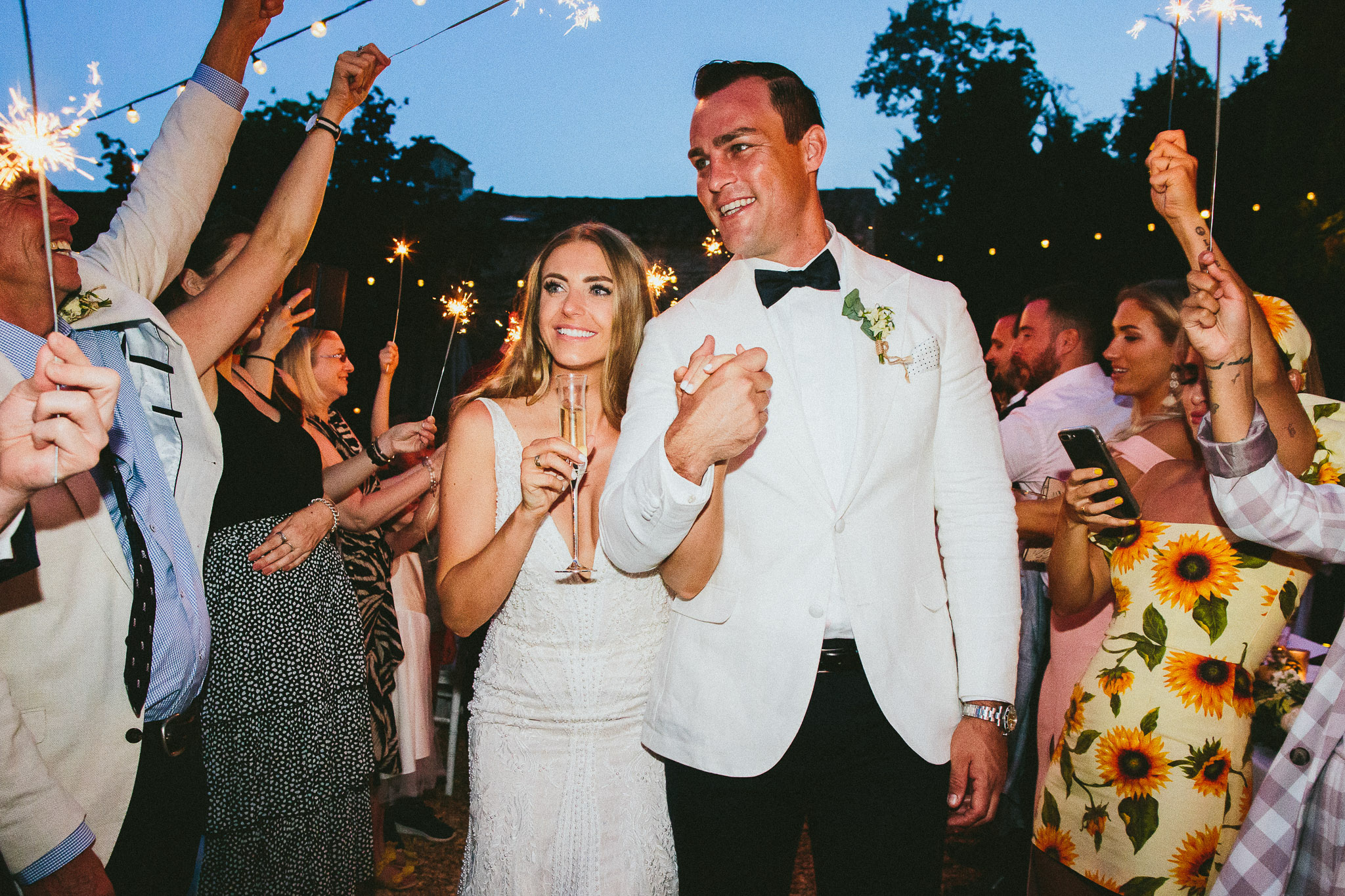 sparkle aisle bride and groom