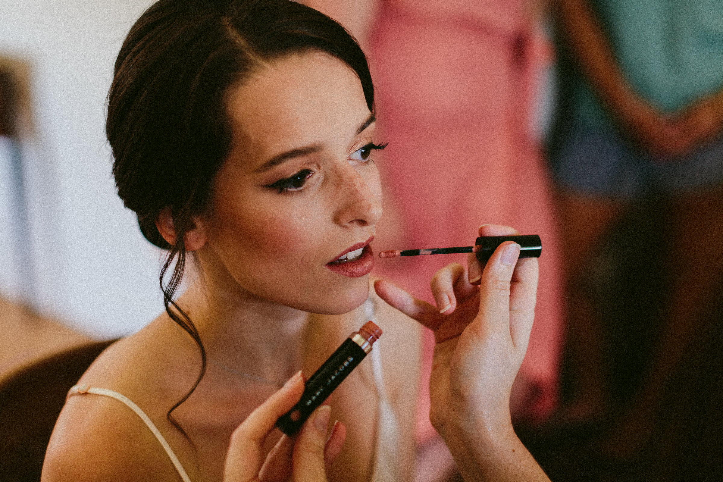 lipstick bride Classy french wedding