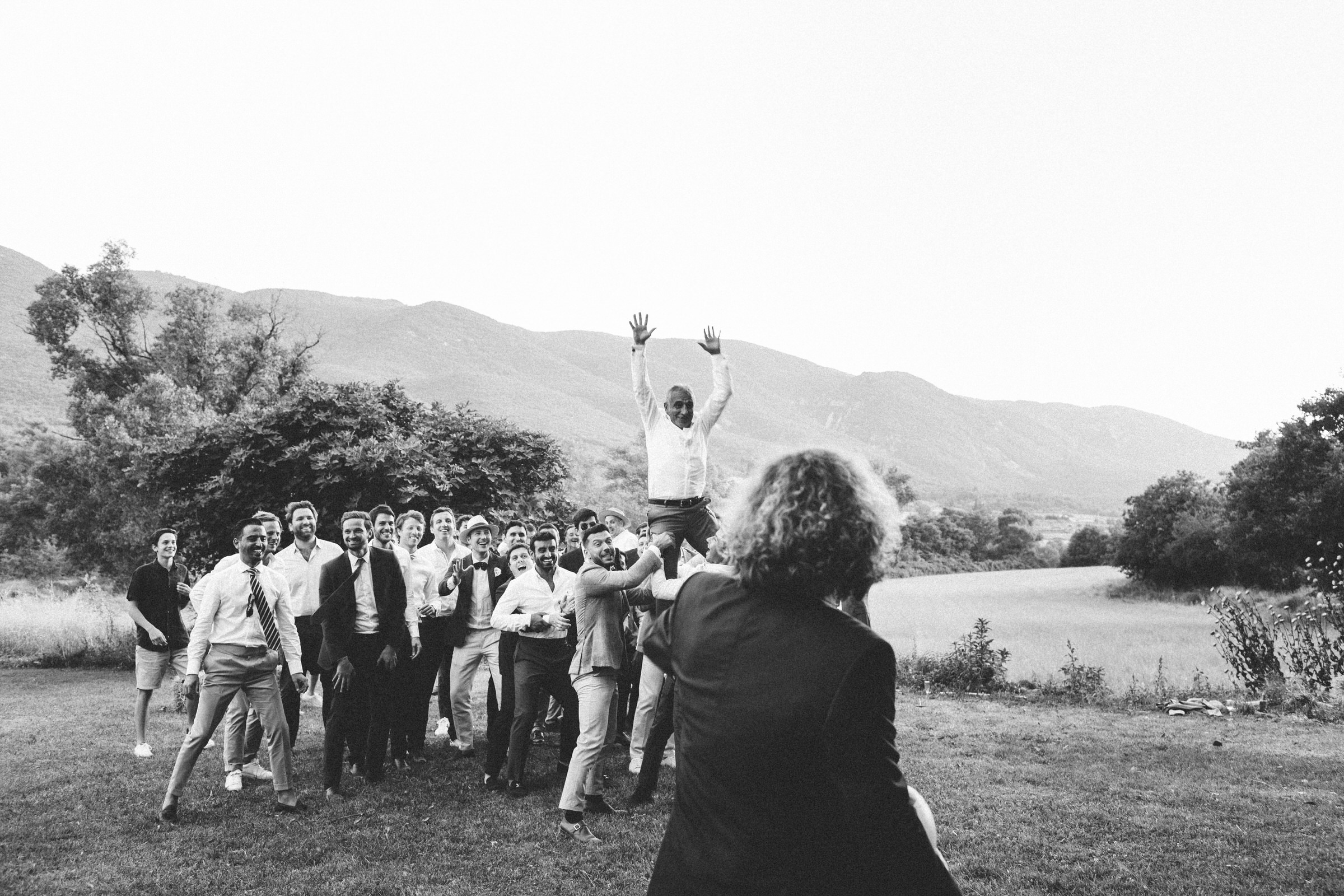 rugby wedding Saint-Martin-De-Castillion Wedding France