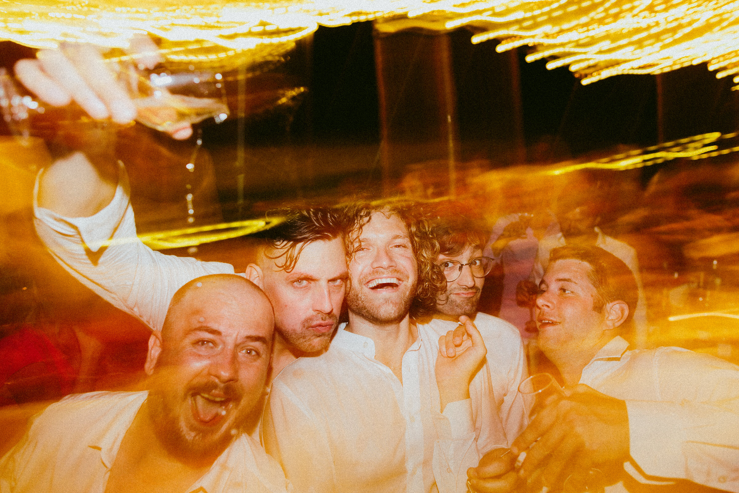 groom and groomsman party time Saint-Martin-De-Castillion Wedding France