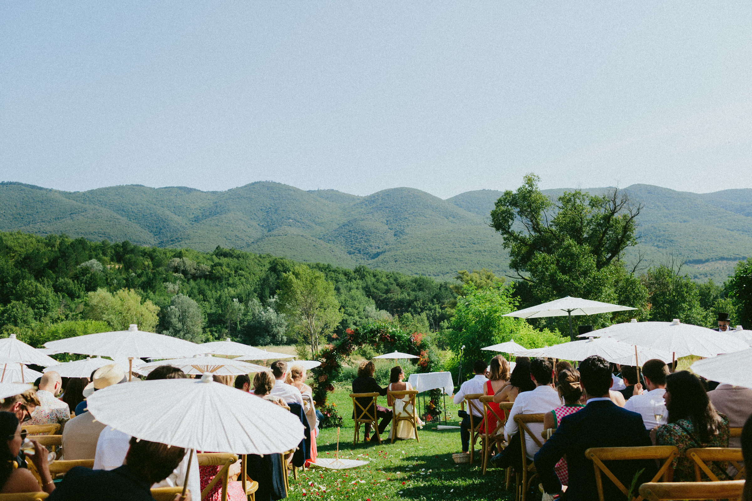 ceremony Saint-Martin-De-Castillion Wedding France