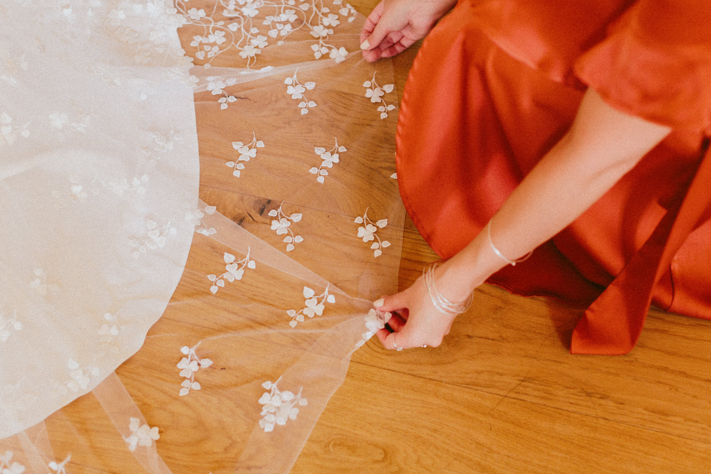 Brides veil French Domain Wedding