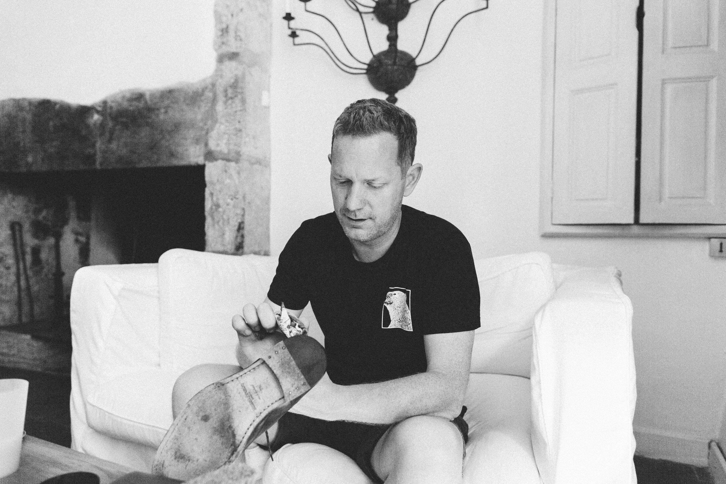 shoe polish Castelnau des Fieumarcon french village wedding