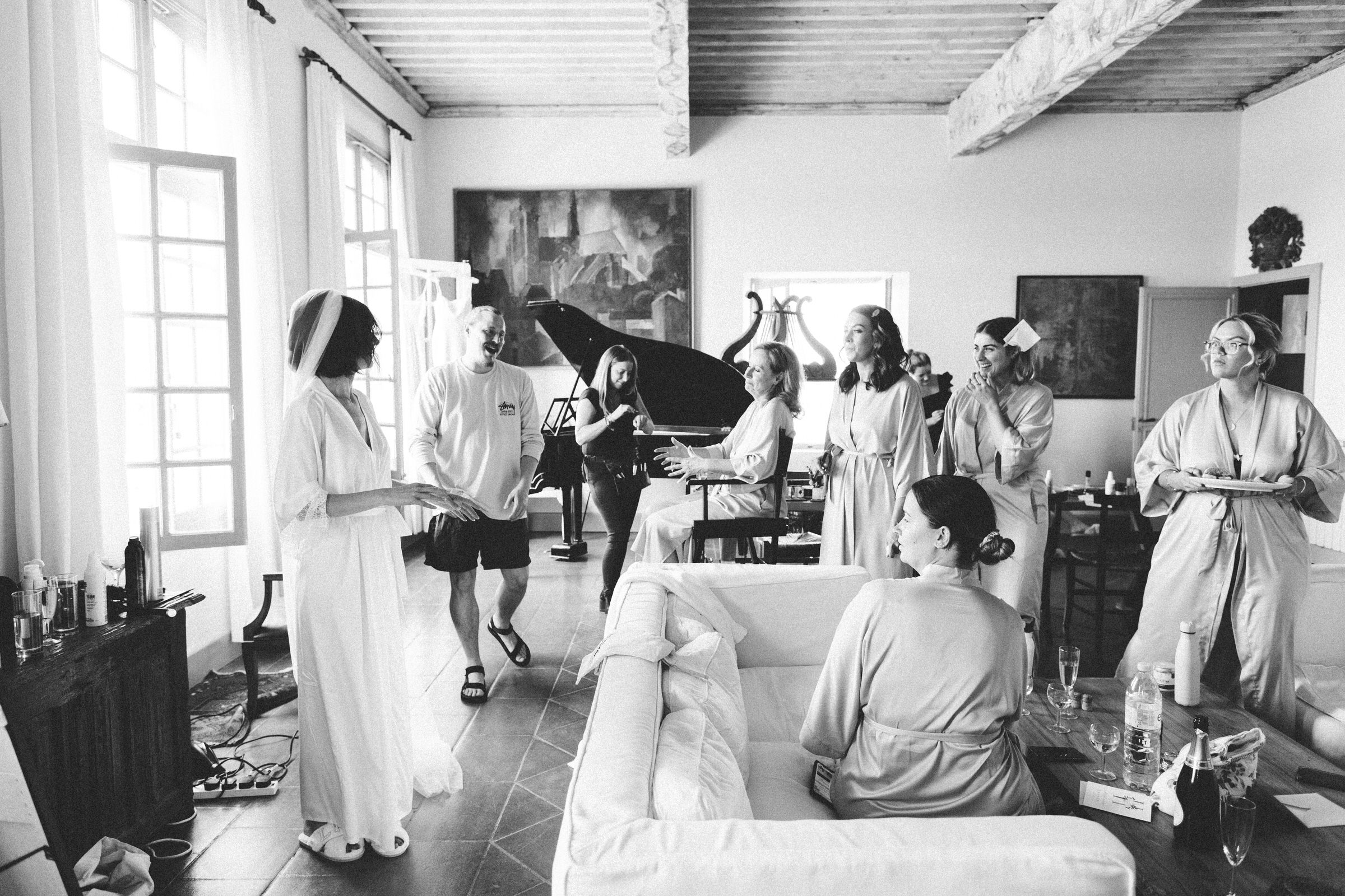 bride bridesmaid getting ready Castelnau des Fieumarcon french village wedding