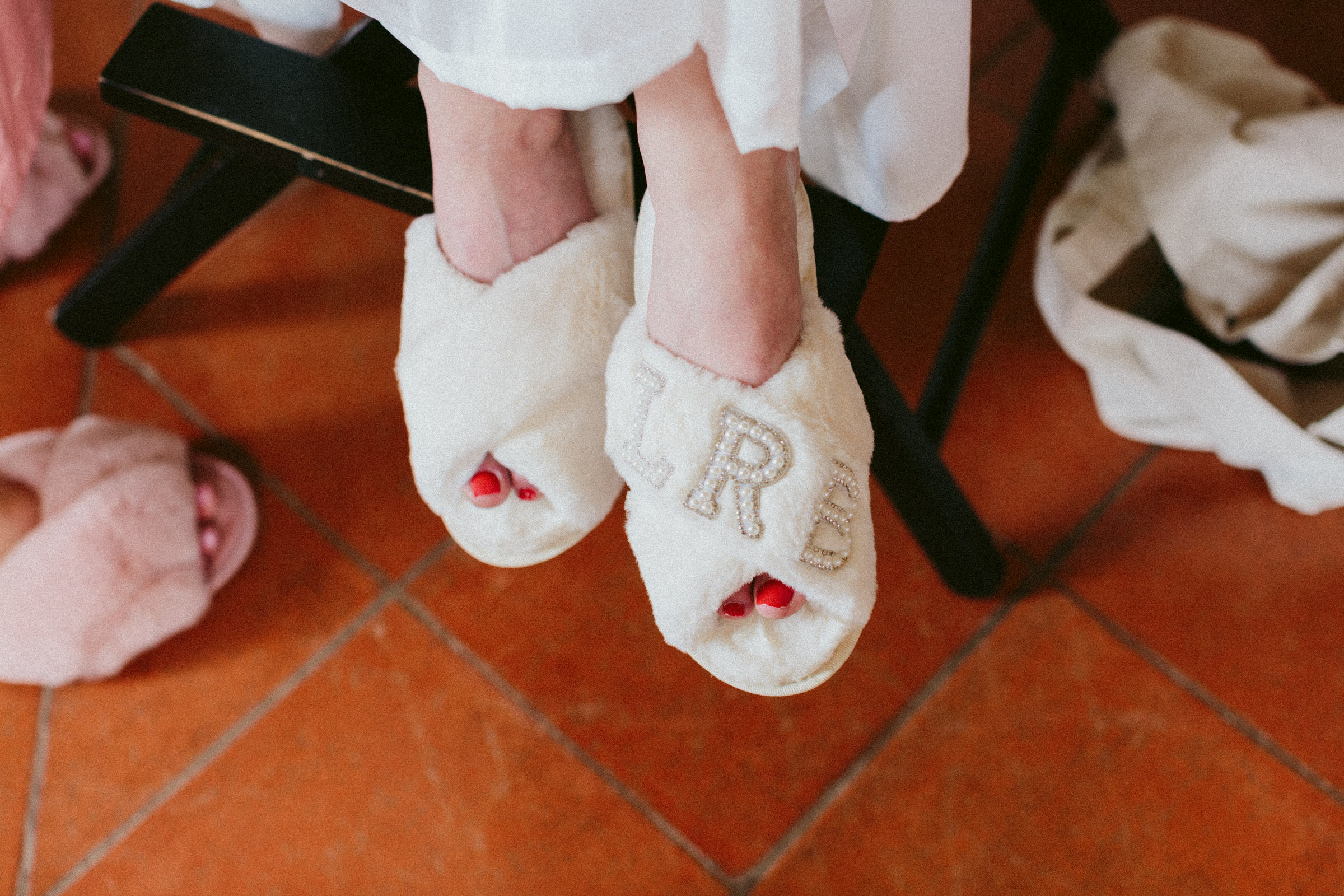 bride slippers Castelnau des Fieumarcon french village wedding