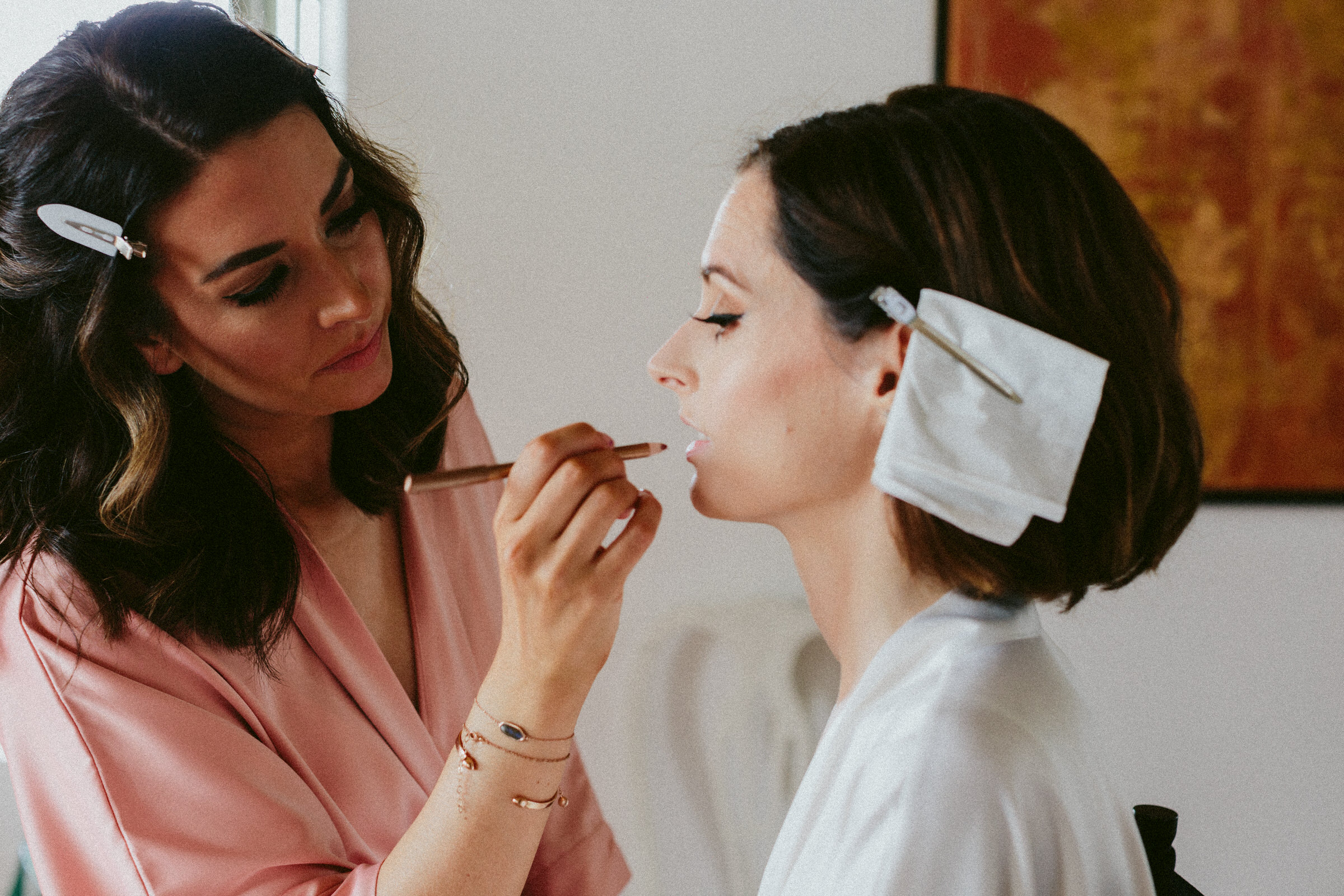 bride makeup lip Castelnau des Fieumarcon french village wedding