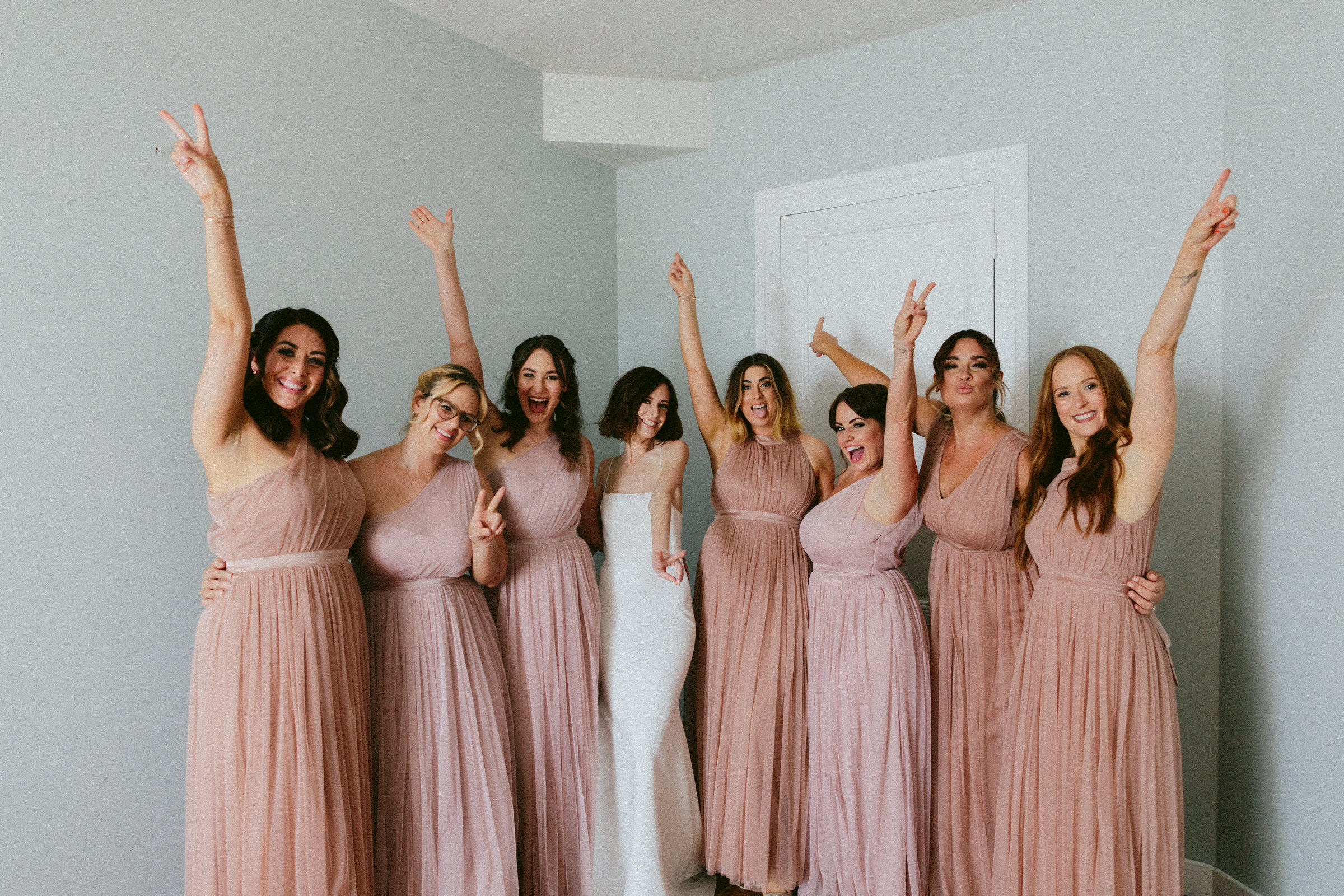 fun photo bride and bridesmaid Castelnau des Fieumarcon french village wedding