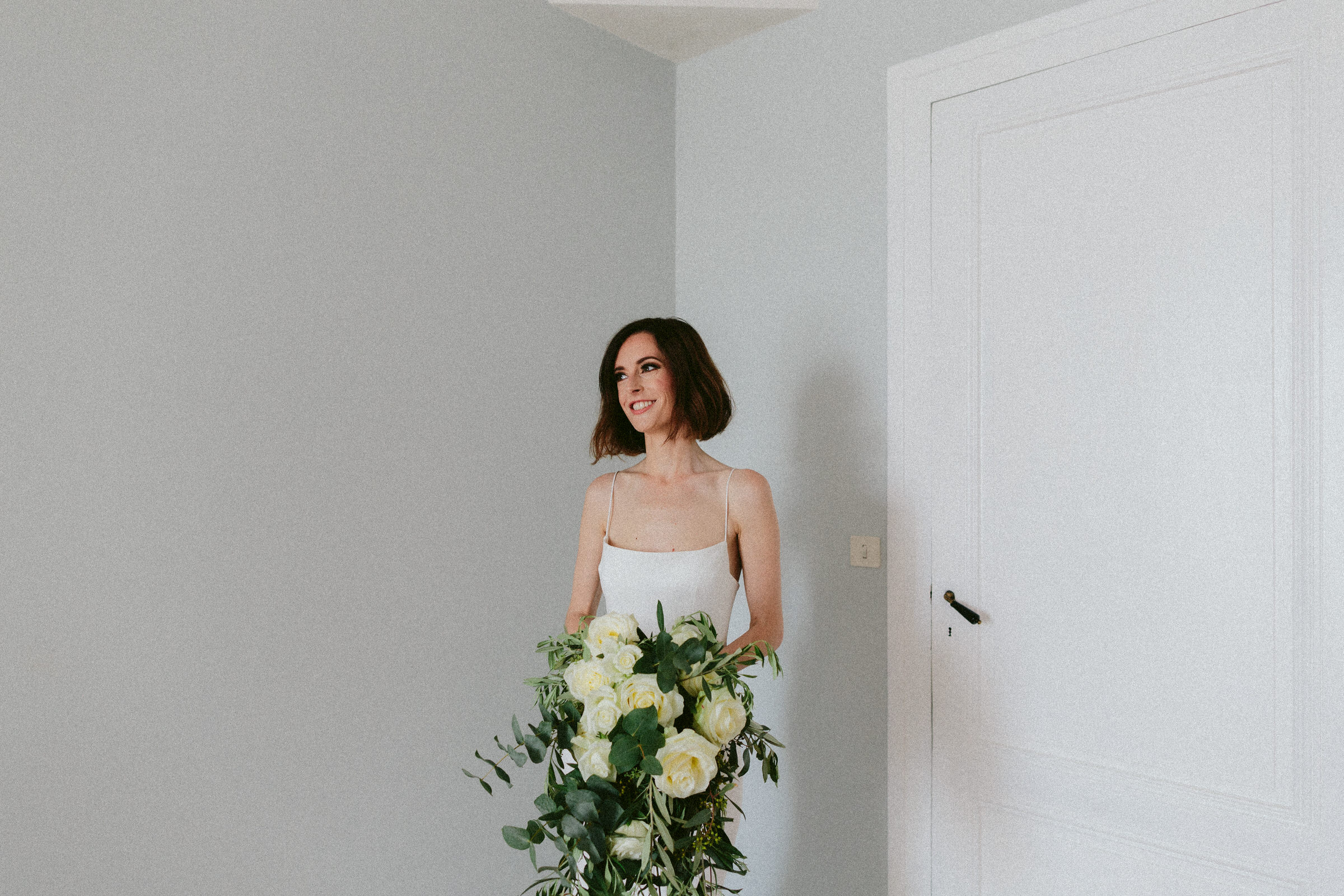 portrait of the bride Castelnau des Fieumarcon french village wedding
