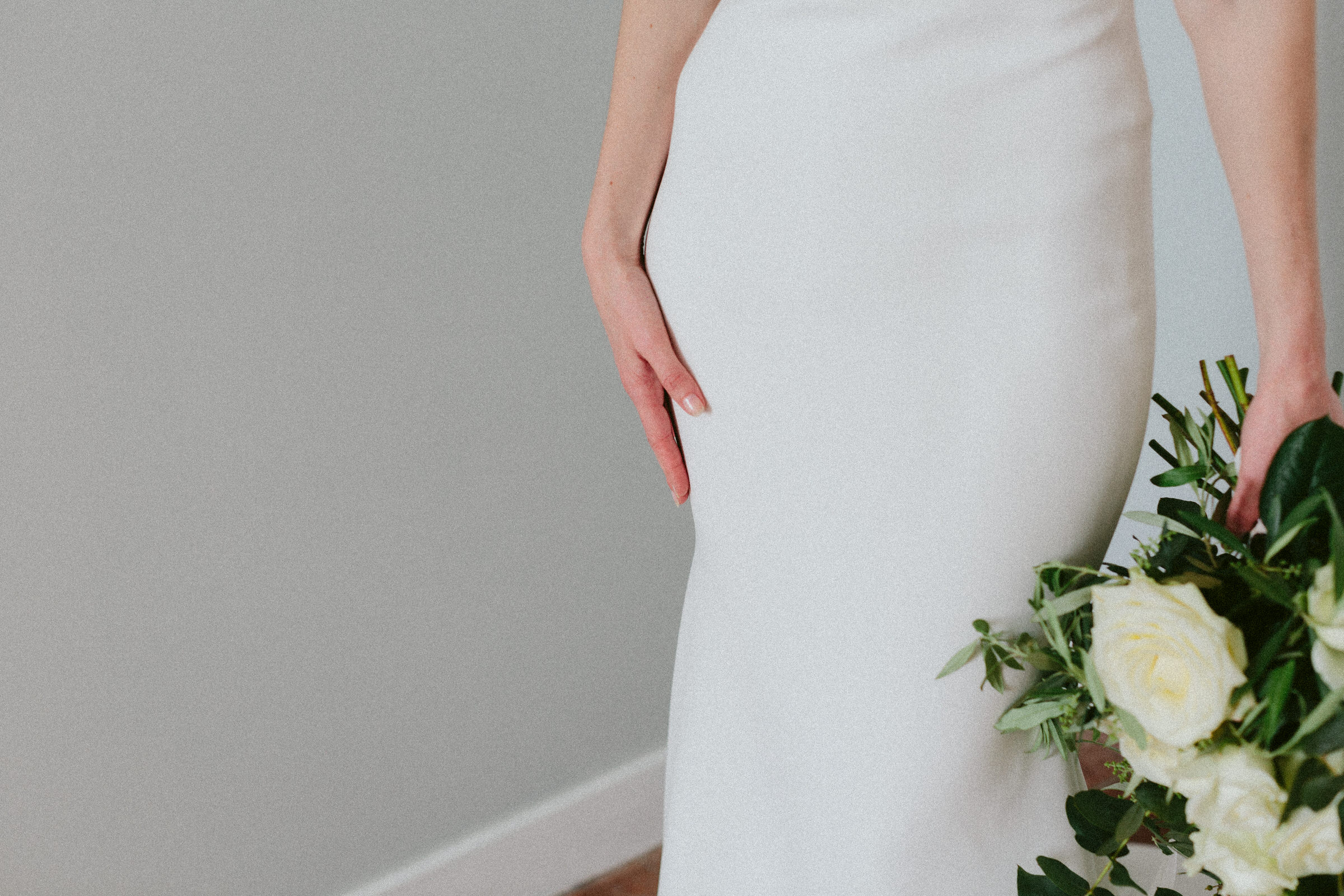 portrait bride dress details Castelnau des Fieumarcon french village wedding